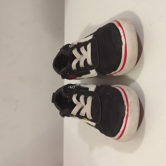 Kids vans sneakers size 8 us - Picture 3 of 4